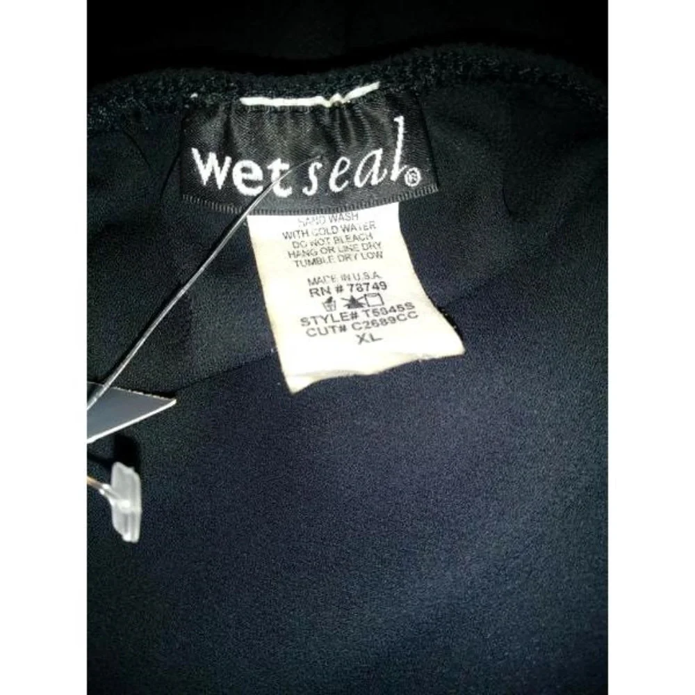 Wet Seal Tank Top Black Size XL (SKU 000185-9) - Picture 5 of 5